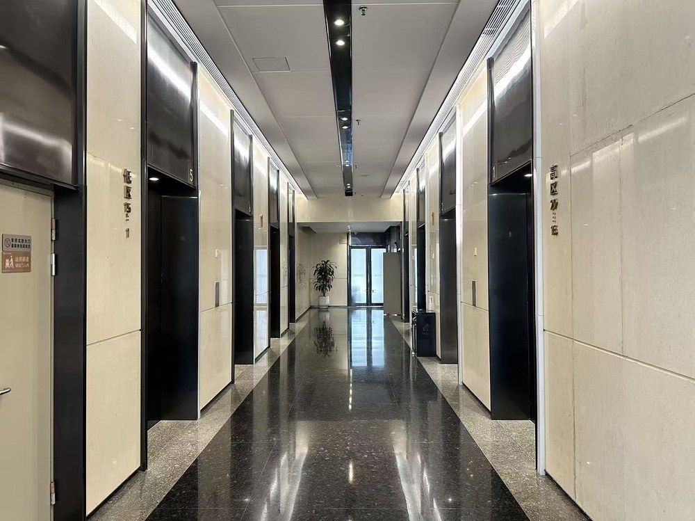 电梯厅1